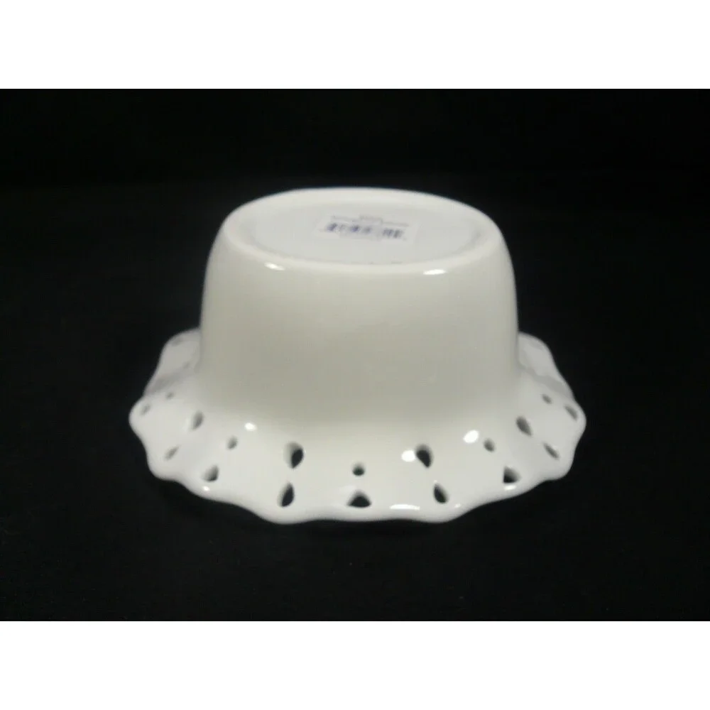 Ruffles Ruffled Rim Porcelain Bowl 5.5